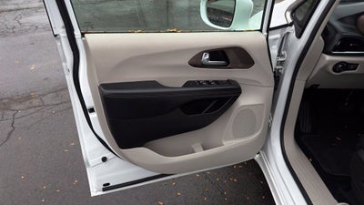 2019 Chrysler Pacifica Touring L Plus