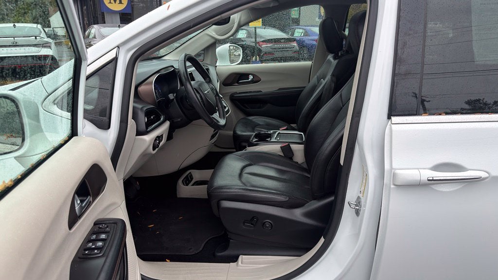 2019 Chrysler Pacifica Touring L Plus