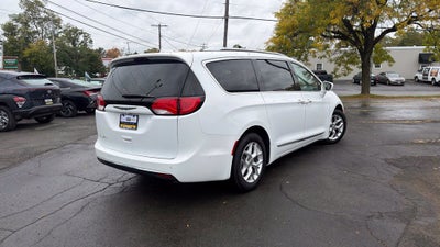 2019 Chrysler Pacifica Touring L Plus