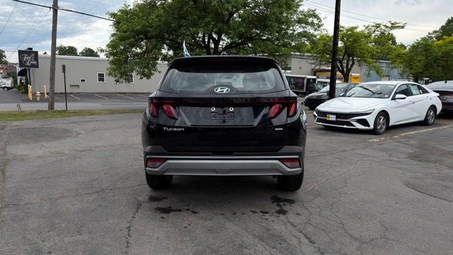 2025 Hyundai Tucson SE