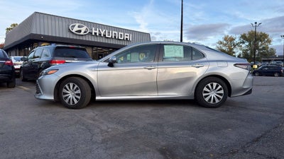 2021 Toyota Camry Hybrid LE