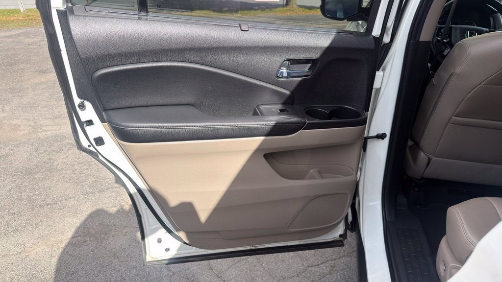 2019 Honda Pilot Touring 8 Passenger