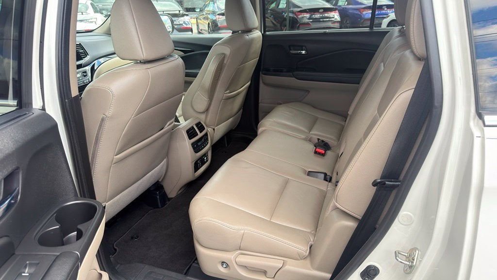 2019 Honda Pilot Touring 8 Passenger