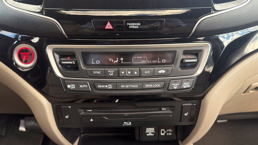2019 Honda Pilot Touring 8 Passenger