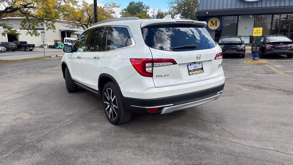 2019 Honda Pilot Touring 8 Passenger