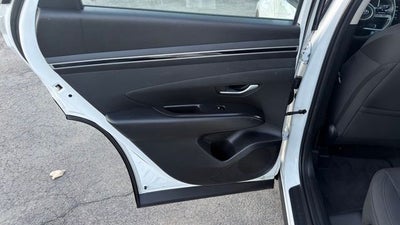 2023 Hyundai Tucson SE