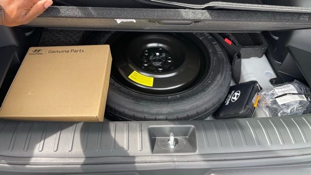 2025 Hyundai Tucson SE