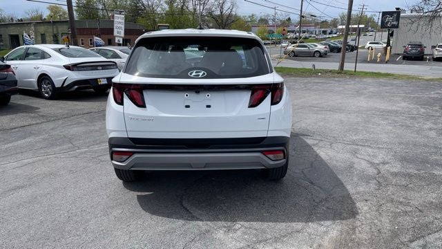 2025 Hyundai Tucson SE
