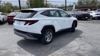 2025 Hyundai Tucson SE