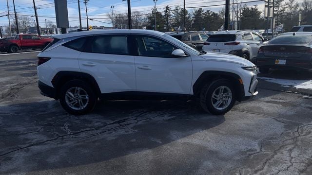 2025 Hyundai Tucson SE