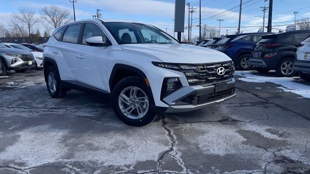 2025 Hyundai Tucson SE