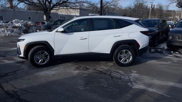 2025 Hyundai Tucson SE