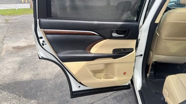 2015 Toyota Highlander Limited Platinum V6