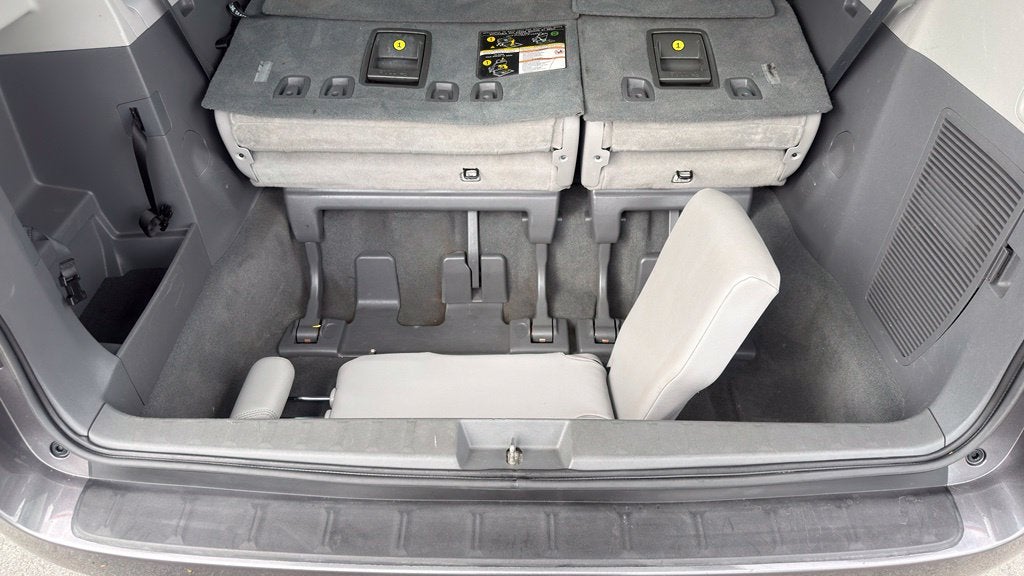 2019 Toyota Sienna XLE 8 Passenger
