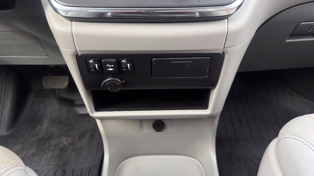 2019 Toyota Sienna XLE 8 Passenger