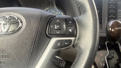 2019 Toyota Sienna XLE 8 Passenger