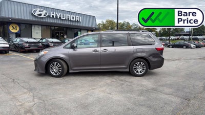2019 Toyota Sienna XLE 8 Passenger