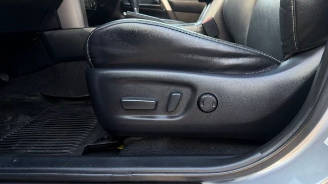 2017 Toyota RAV4 Hybrid Limited