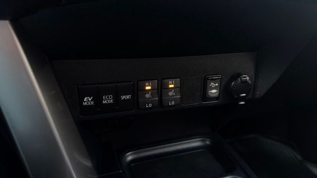 2017 Toyota RAV4 Hybrid Limited