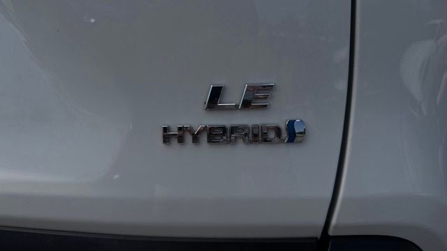 2022 Toyota RAV4 Hybrid LE