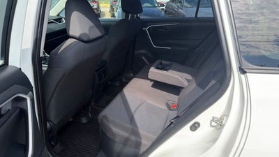 2022 Toyota RAV4 Hybrid LE