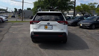 2022 Toyota RAV4 Hybrid LE