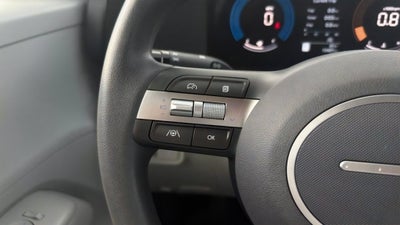 2025 Hyundai Kona SE