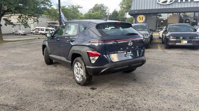 2025 Hyundai Kona SE