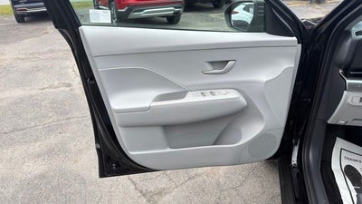 2024 Hyundai Kona SE