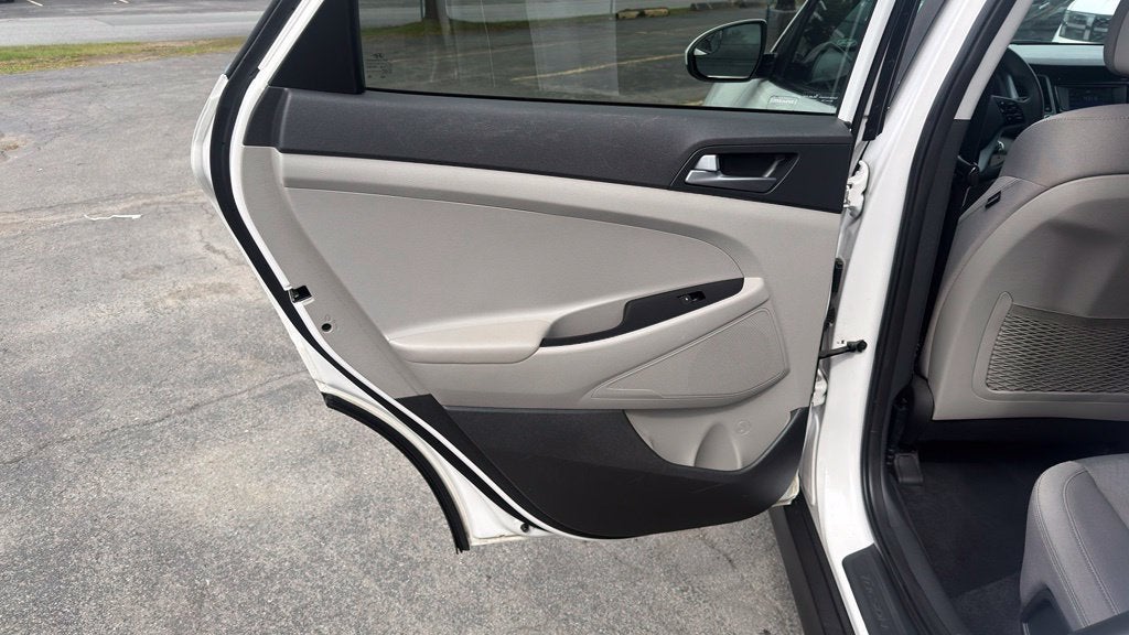 2016 Hyundai Tucson SE