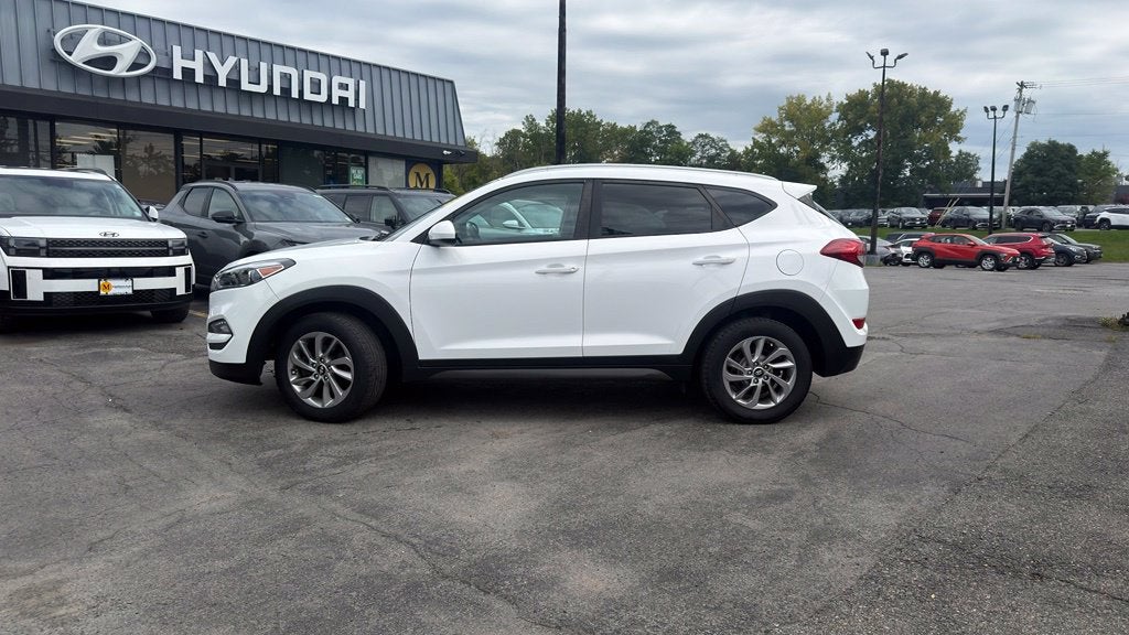2016 Hyundai Tucson SE