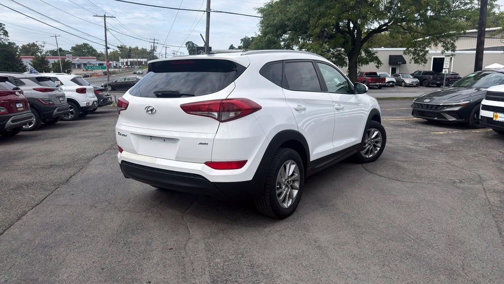 2016 Hyundai Tucson SE