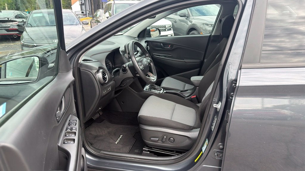 2021 Hyundai Kona SEL Plus
