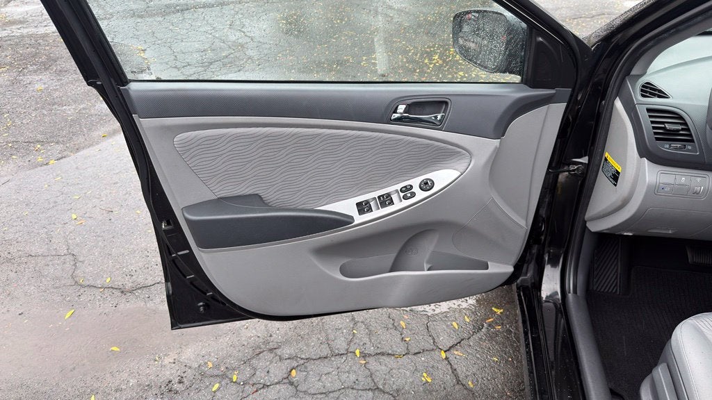 2014 Hyundai Accent GLS