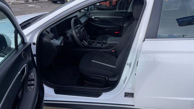 2025 Hyundai Sonata SE