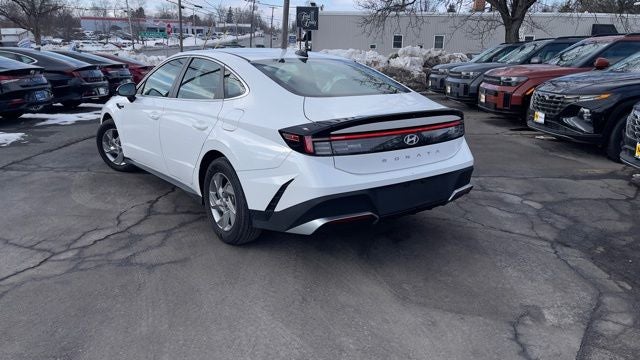 2025 Hyundai Sonata SE