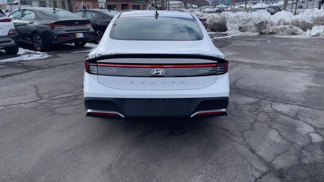 2025 Hyundai Sonata SE