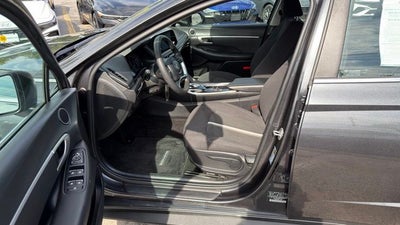 2023 Hyundai Sonata SE
