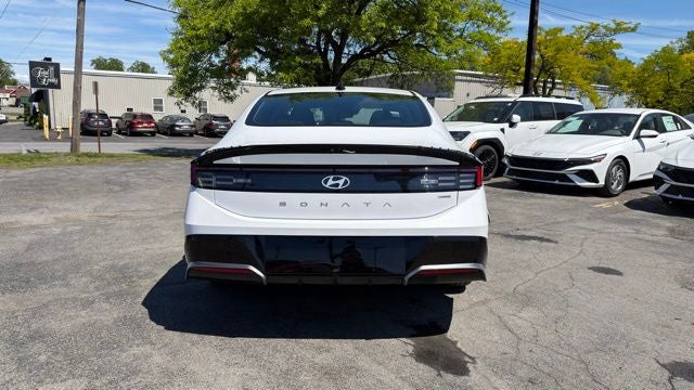 2025 Hyundai Sonata Hybrid SEL