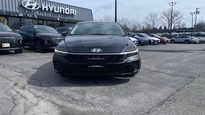 2025 Hyundai Elantra SE