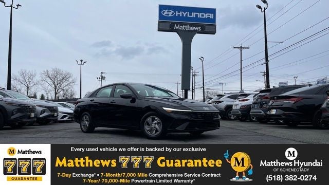 2025 Hyundai Elantra SE