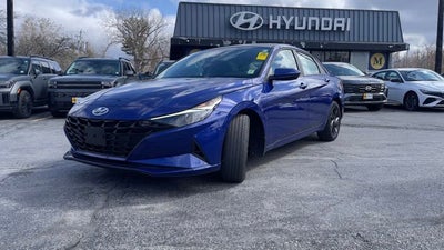 2023 Hyundai Elantra SEL