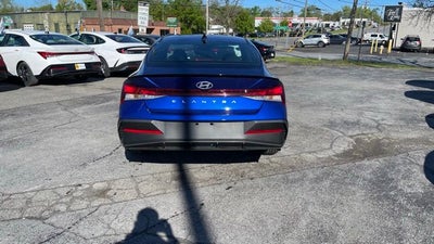 2025 Hyundai Elantra SEL Sport