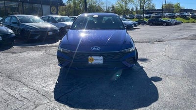2025 Hyundai Elantra SEL Sport