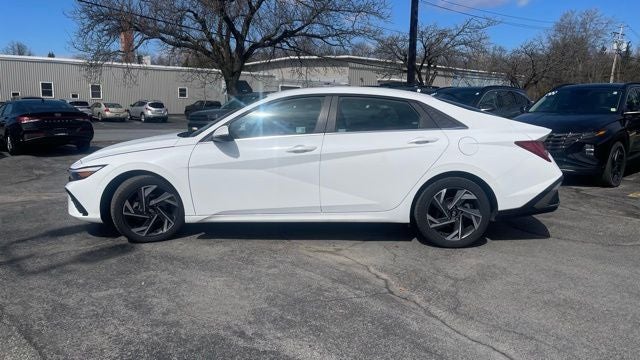 2025 Hyundai Elantra Limited