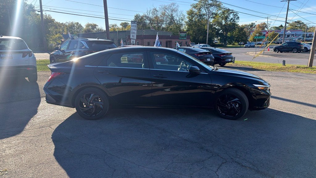 2026 Hyundai Elantra SEL Sport Premium