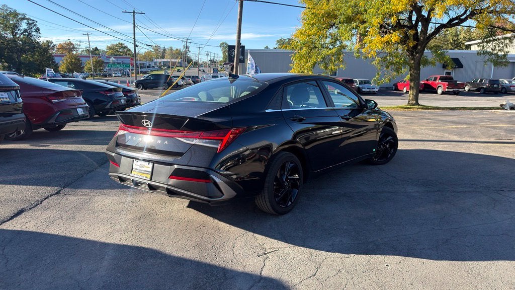 2026 Hyundai Elantra SEL Sport Premium