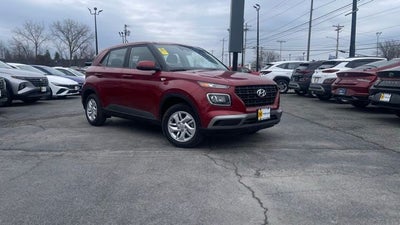 2025 Hyundai Venue SE