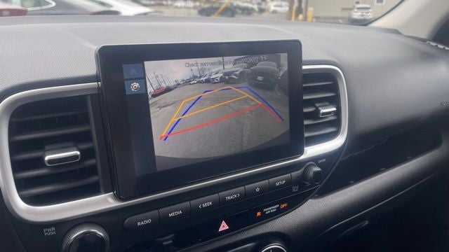 2025 Hyundai Venue SE