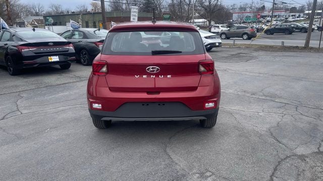 2025 Hyundai Venue SE